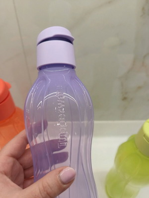 Tupperware bottle 750 ml new