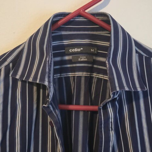 Celio men's striped dress shirts set of 2 like new, long sleeve