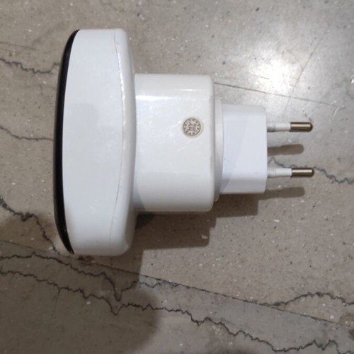 Wireless-N Wi-Fi Repeater Extender