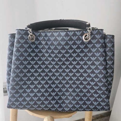 Γυναικεία τσάντα χειρός Emporio Armani σαν καινούργιο