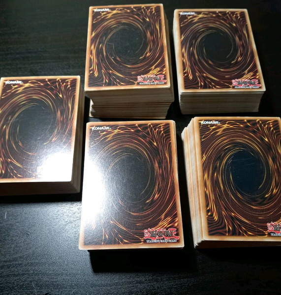 100++ ΚΑΡΤΕΣ YU-GI-OH