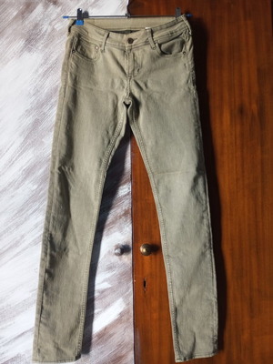 H&M low-rise elastic khaki jeans