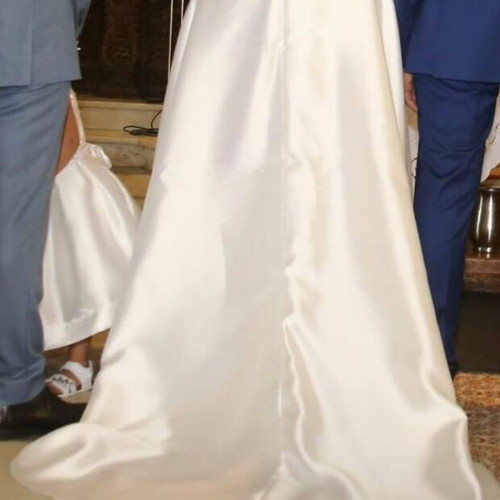 Wedding dress silk A-line with glitter bust and V back like new