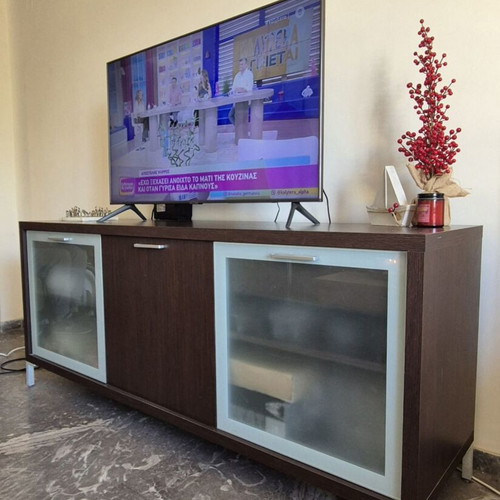 Neoset buffet dark brown with glass doors like new