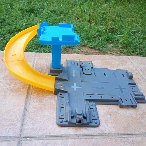 Toy Garage Track used