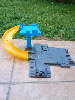 Toy Garage Track used