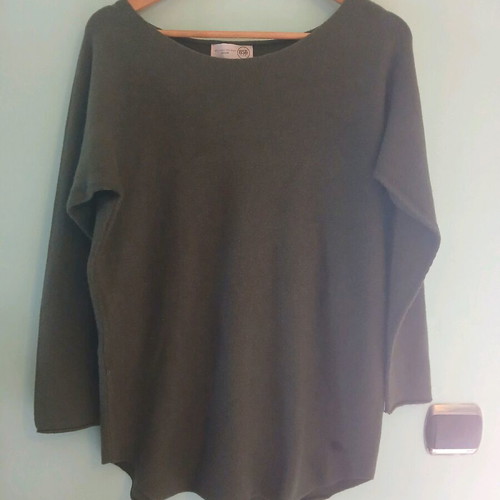 BSB knitted set like new, size medium, green