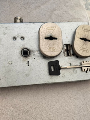 Cisa lock 5 pins used in excellent condition