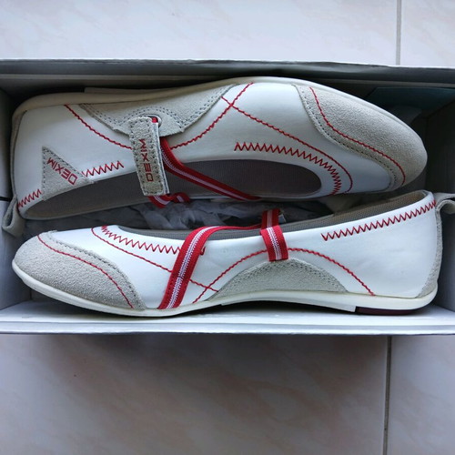 Women's ballerina shoes like new, size 37, white and red