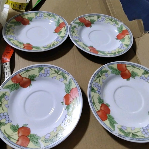 Kitchen items set