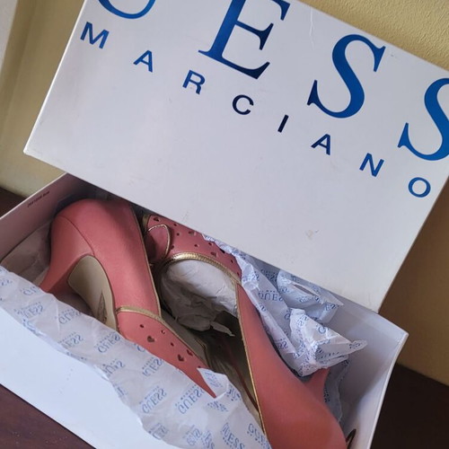 Guess Peep Toe Heels Size 41 New Coral