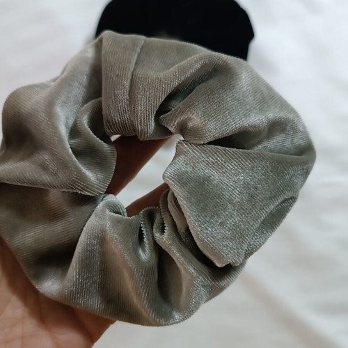 Velvet scrunchie hair ties like new, black and grey