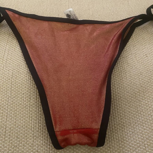 Bluepoint bronze bikini used, small to medium size, red