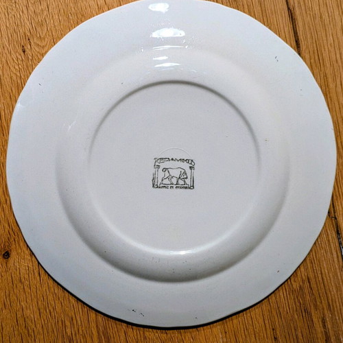 Ceramic collectible plate like new, diameter 23 cm