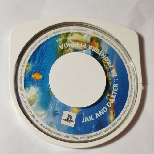 Jak and Daxter La Frontera Perdida PSP game UMD disc