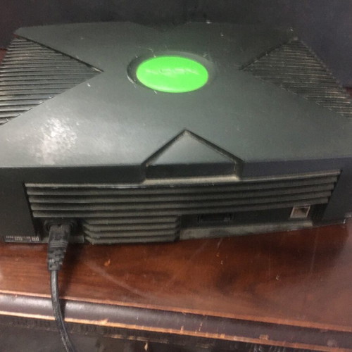 X BOX console used for parts WA98052