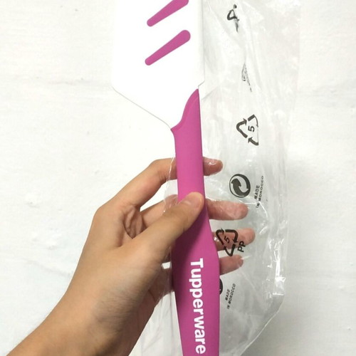 Tupperware silicone spatula new, purple or orange