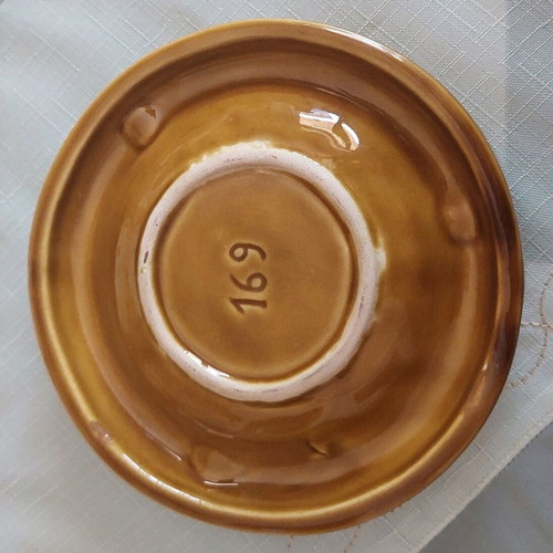Clay ashtray like new, 12cm diameter