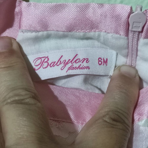 Baby dress up to 6 months like new