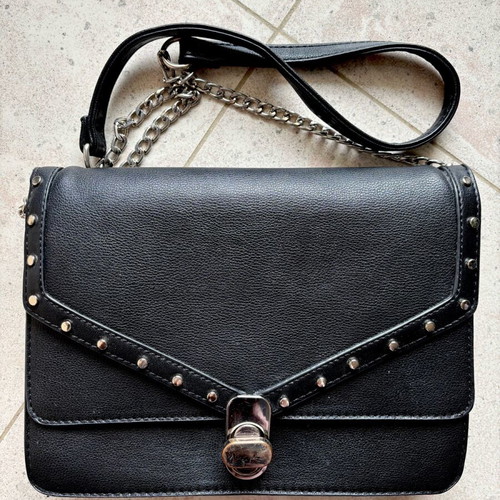 Crossbody envelope bag used, black with chain and studs