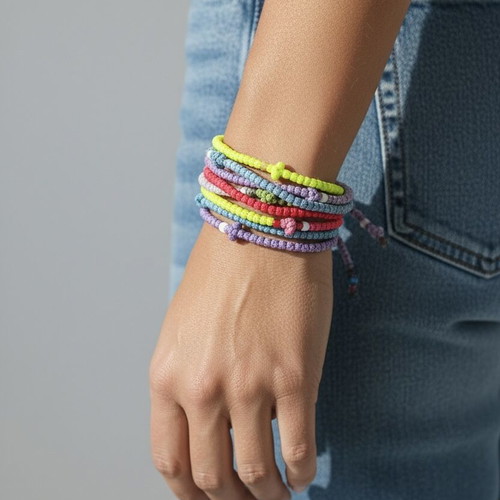 Handmade wrist komboskinias like new, pack of 8, modern colors