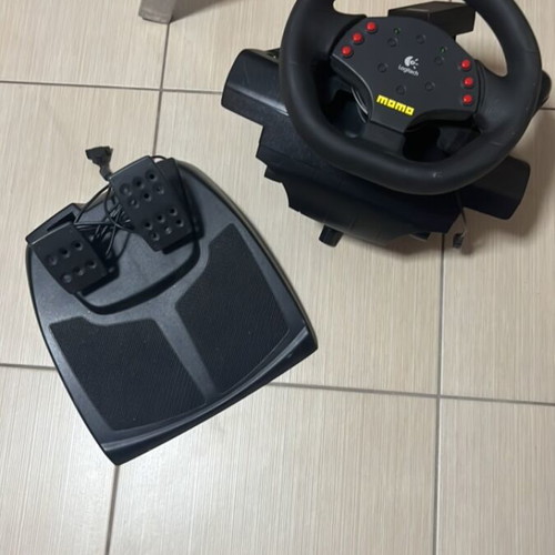 Racing wheel with pedals and manual gears for PC, like new
