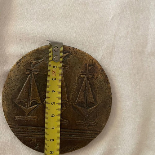 Set of 2 sculptures/large medals by Titsa Chrysokhoidi with nautical motif used