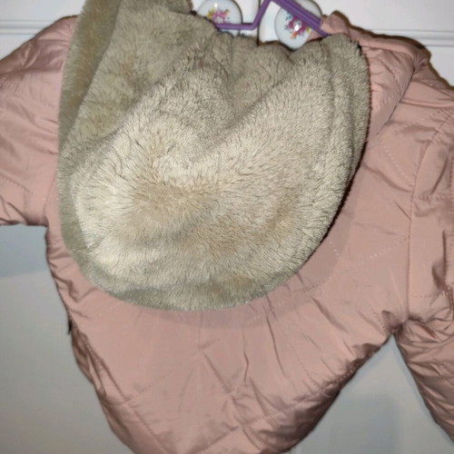 Baby Shark jacket soft pink like new, GOSOAKY 18-24 months