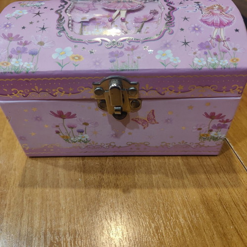 Music box used, winding mechanism not working