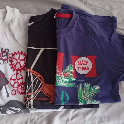 Set of 5 boys' T-shirt shirts age 10 like new, Mango