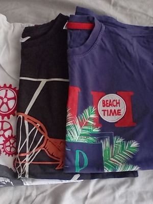 Set of 5 boys' T-shirt shirts age 10 like new, Mango