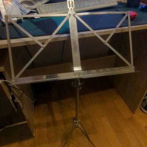 Wittner metal German music stand used with tilt adjustment