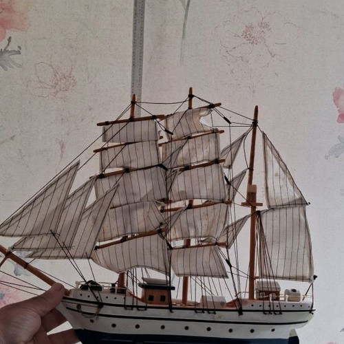 Handmade wooden ship like new, size 47x40
