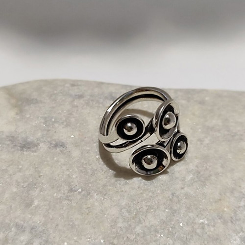925 Silver Ring Like New With Adjustable Size