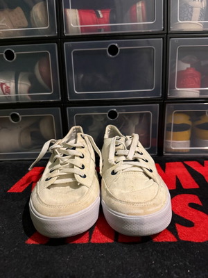 Circa athletic shoes used, size 43, beige