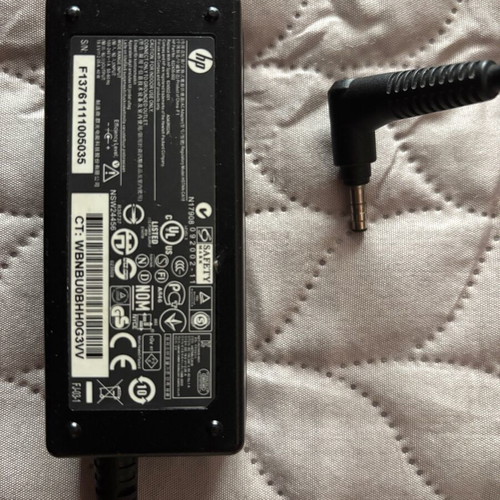 Laptop charger HP 40W 19.5V used
