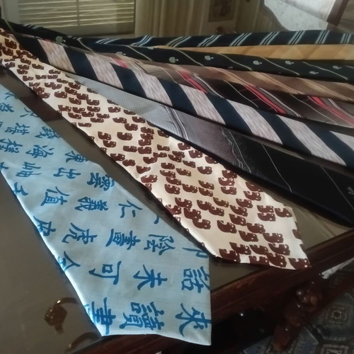 Ties set of 9 used, 2 pure silk with unique patterns