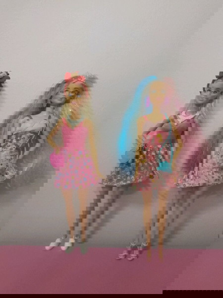 Mattel Barbie 2 Κούκλες & Φόρεμα