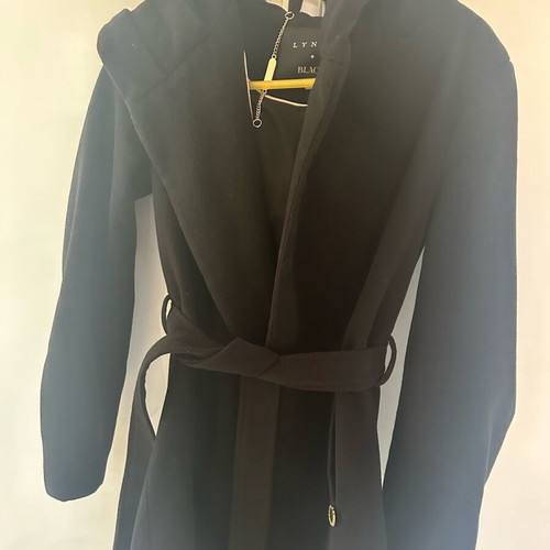 Lynne coat used, black, size M