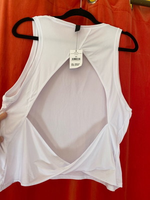 White Gym Top with Back Opening XL New Cotton On