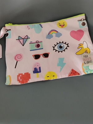 Bleecker & Love Cosmetic Bag like new, large size, multicolor