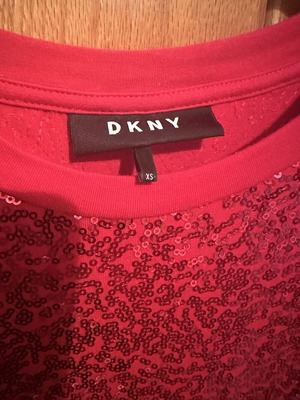 DKNY red blouse like new, size XS