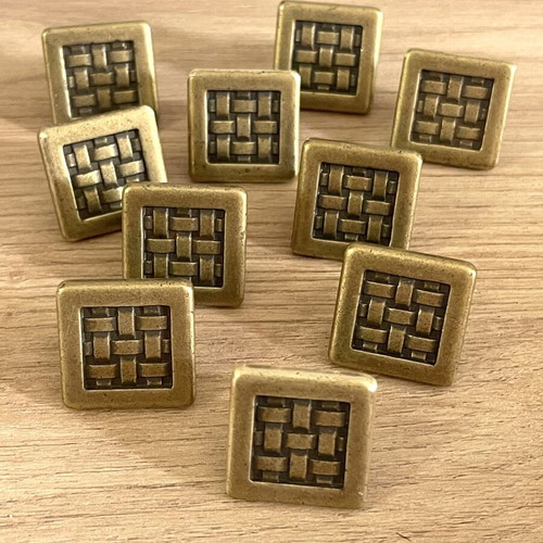 Set of 10 classic brass cabinet knobs