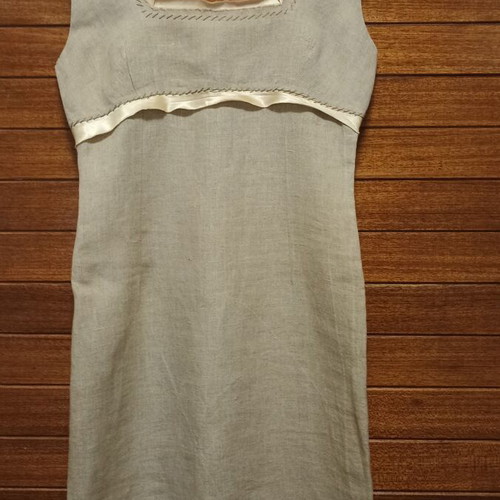 Linen sleeveless beige dress size M Club Voltaire new