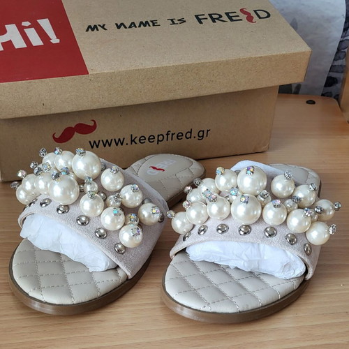 Keep Fred leather sandals with pearls and quilted details, new size 40