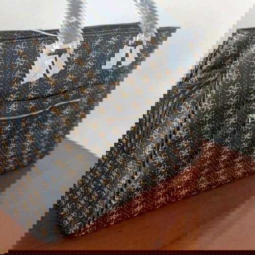 Guess Jesco τσάντα χειρός καινούργια, καφέ