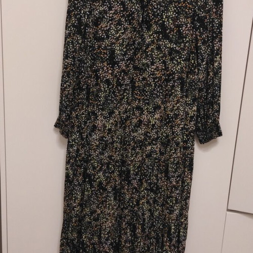 Dark floral dress Oysho like new