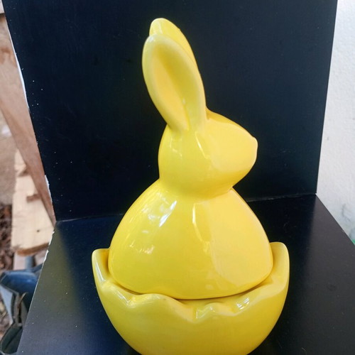 Easter bunny basket used, decorative figurine