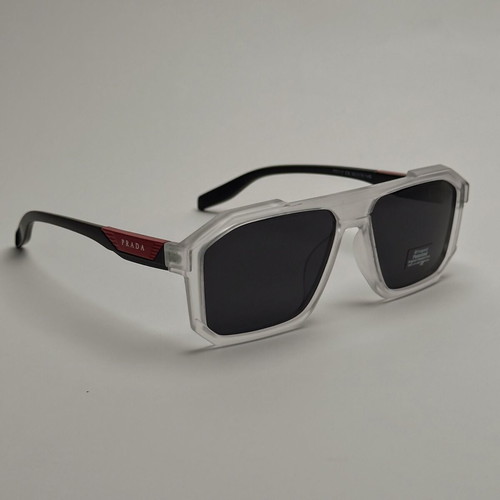 Prada Limited Edition polarized sunglasses new, black and brown