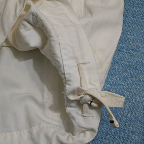 McNeal men's cargo shorts white like new, size M